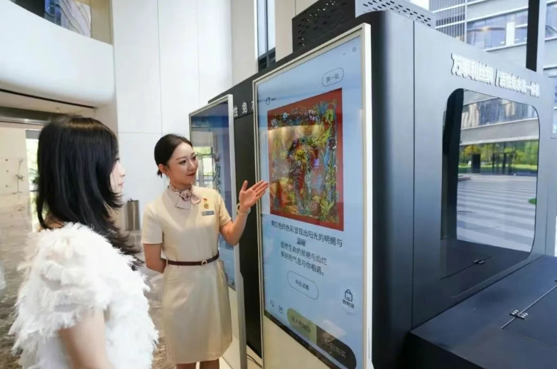 出海、AI、國潮齊發(fā)力，絲綢行業(yè)正悄悄變天？